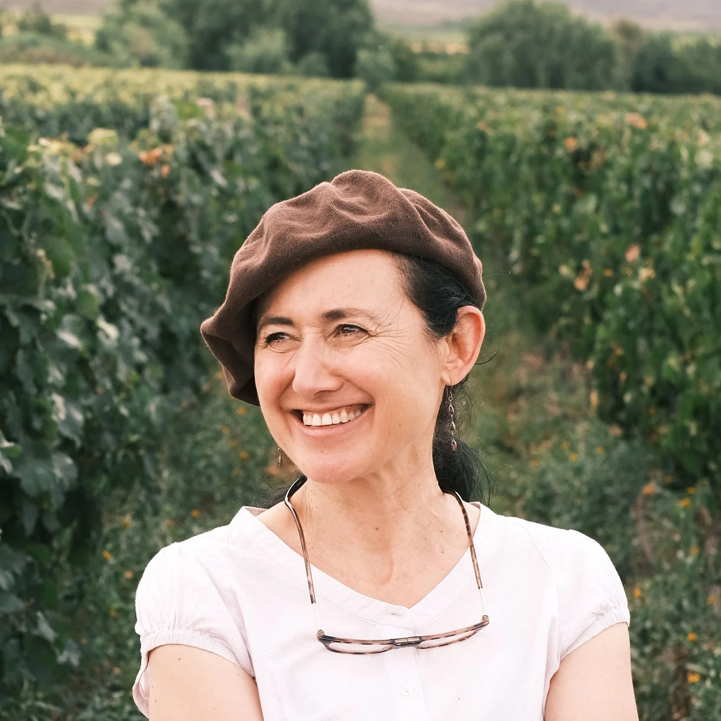 Dr. Laura Catena